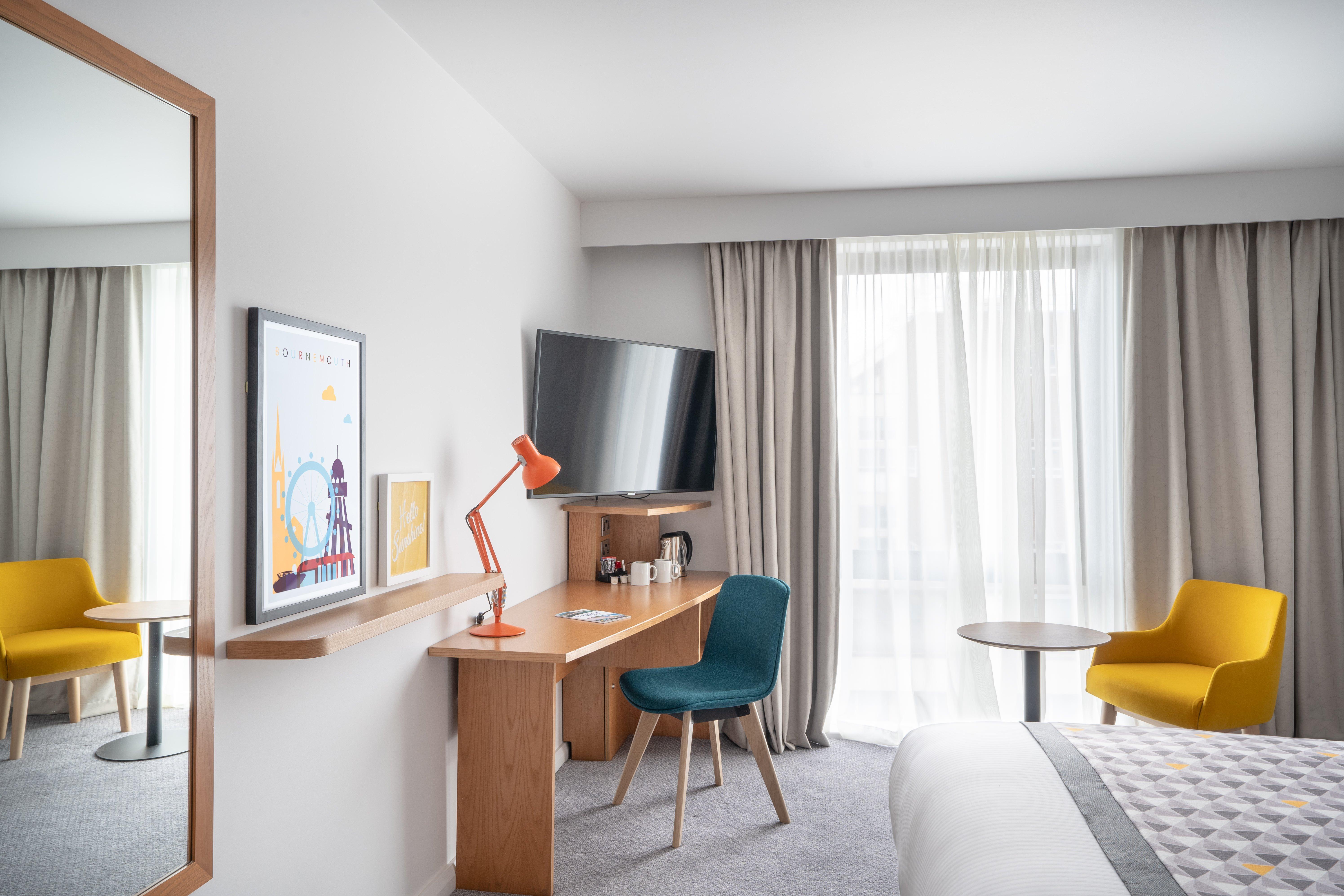Holiday Inn Bournemouth By Ihg Eksteriør billede