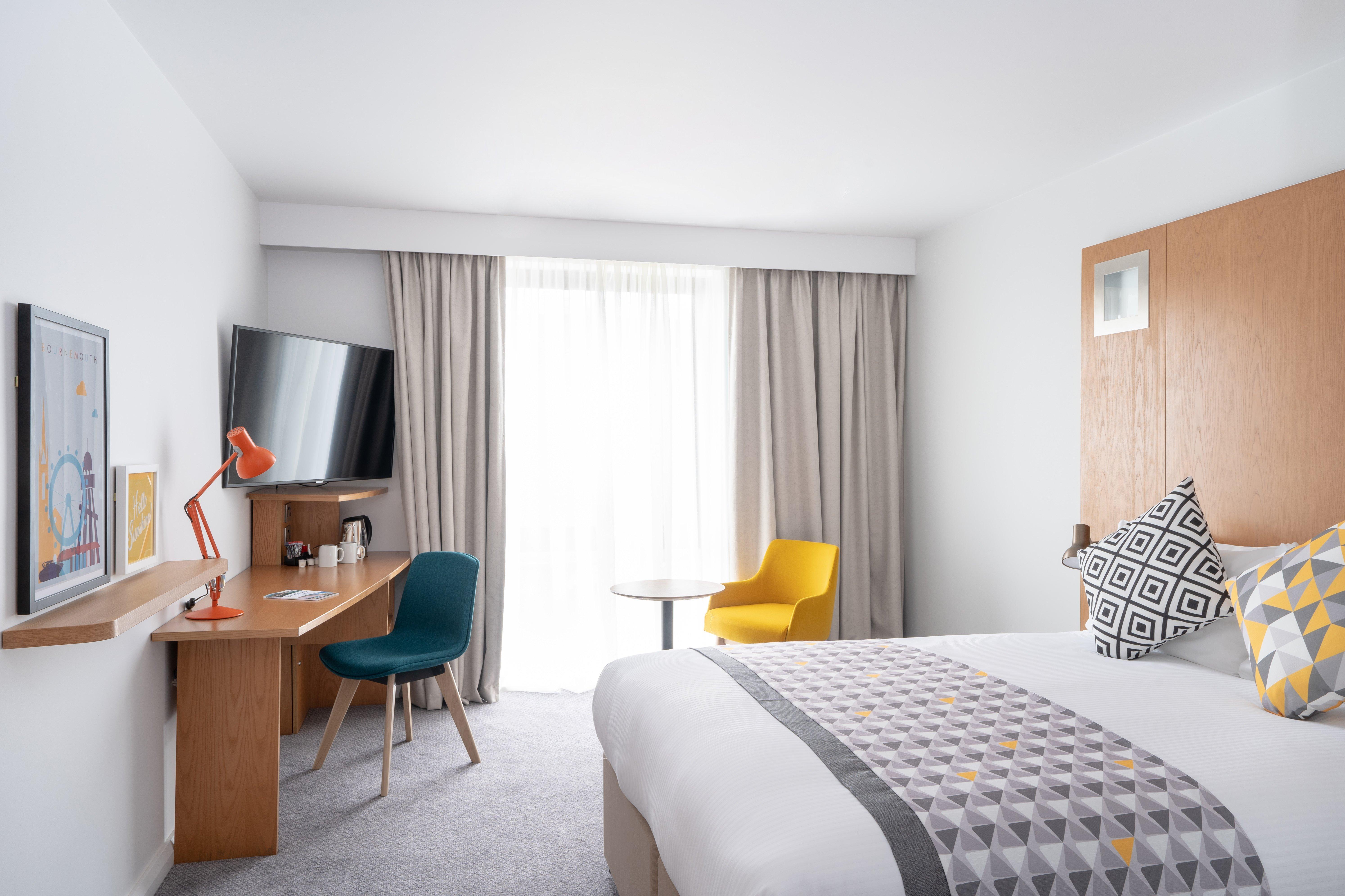 Holiday Inn Bournemouth By Ihg Eksteriør billede