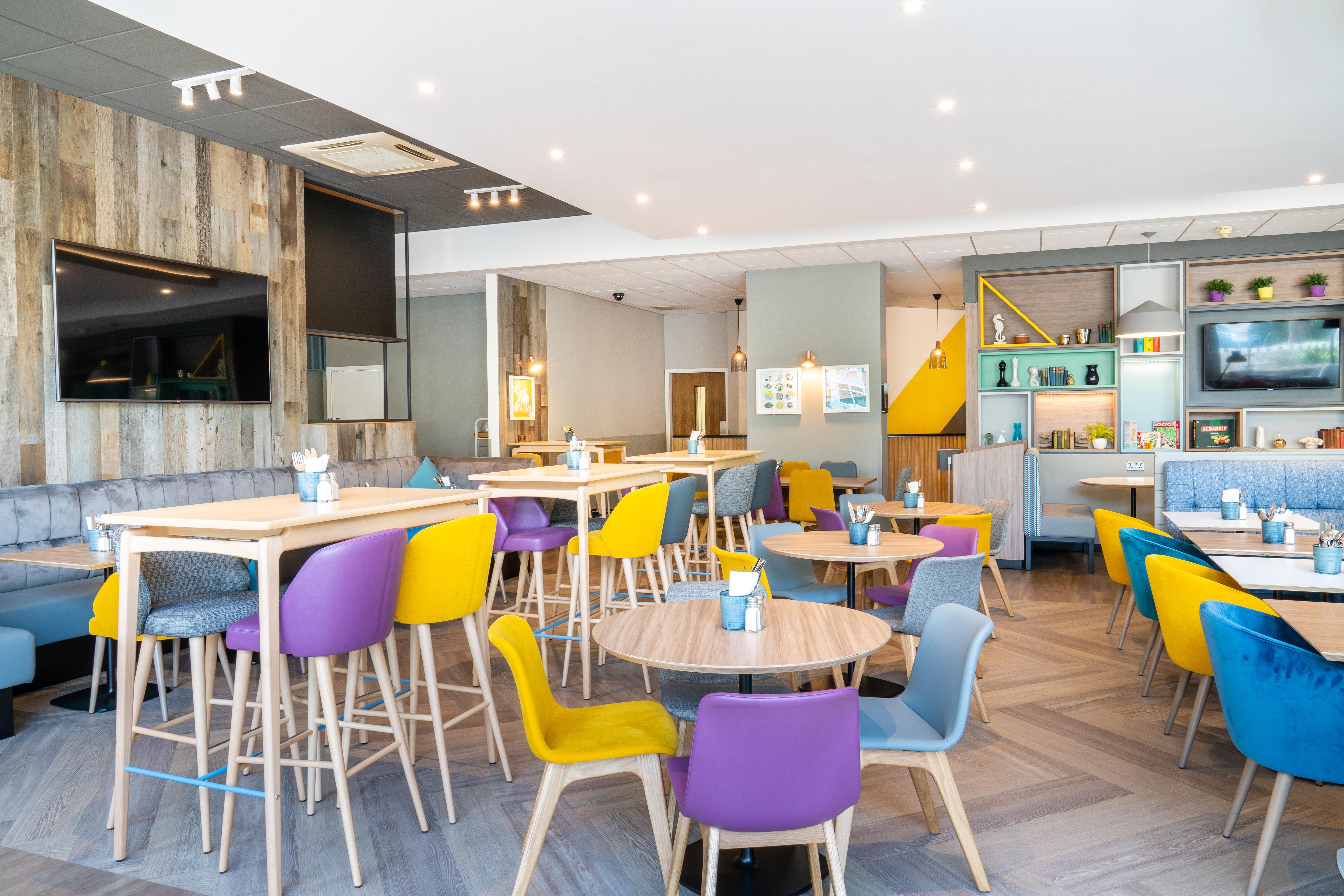 Holiday Inn Bournemouth By Ihg Eksteriør billede
