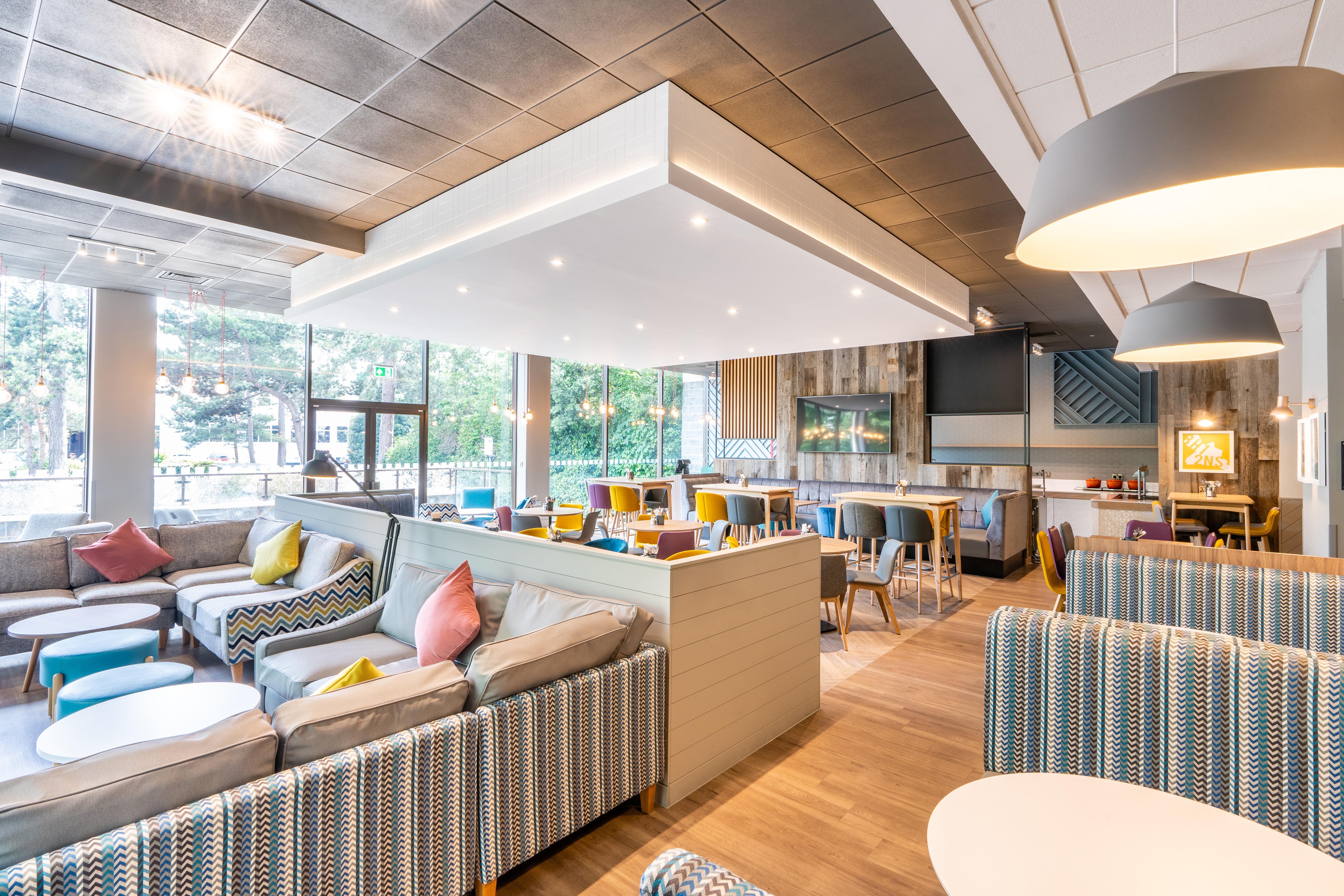 Holiday Inn Bournemouth By Ihg Eksteriør billede