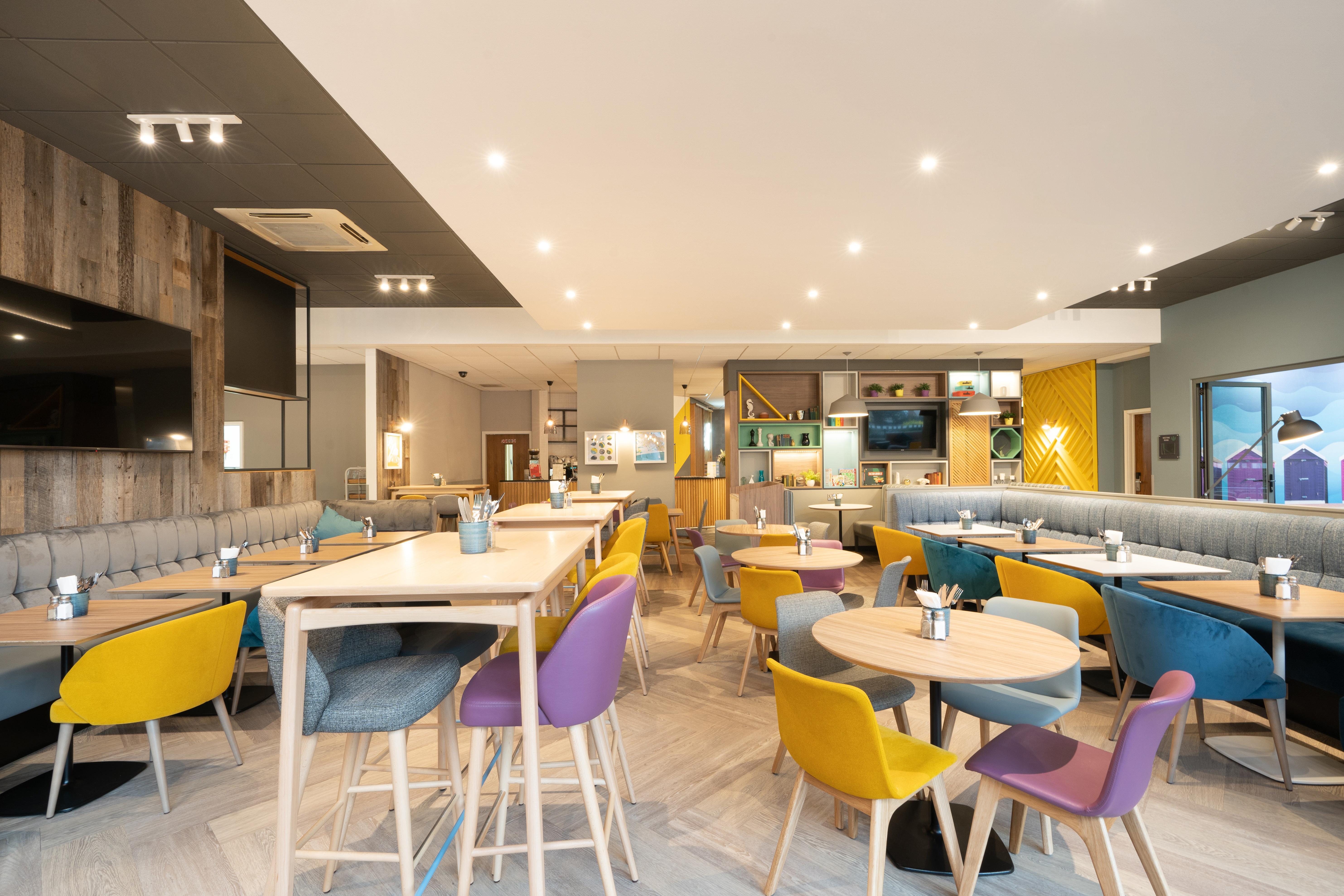 Holiday Inn Bournemouth By Ihg Eksteriør billede