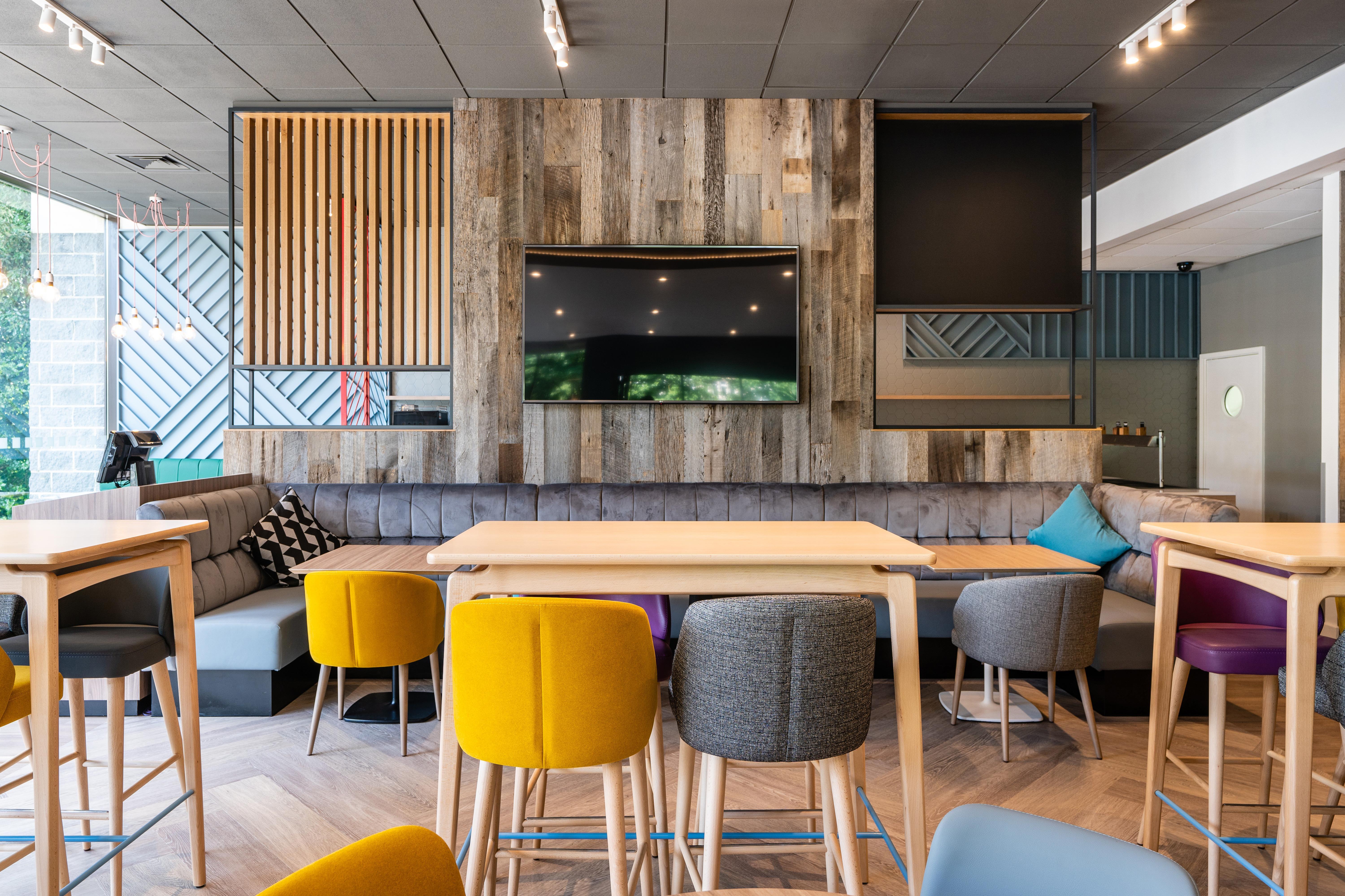 Holiday Inn Bournemouth By Ihg Eksteriør billede